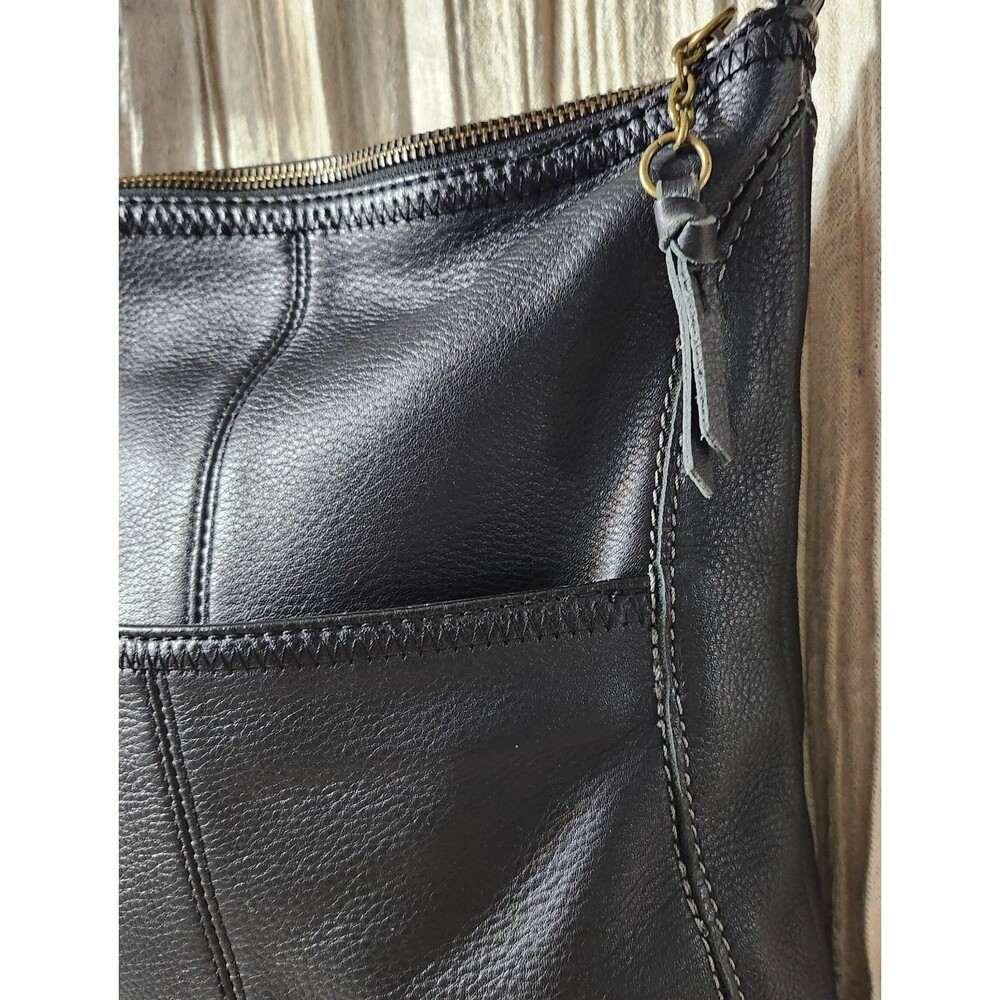 The Sak Black Pebbled Genuine Leather Crossbody Shoulder Bag Purse Hobo Soft - Picture 4 of 8